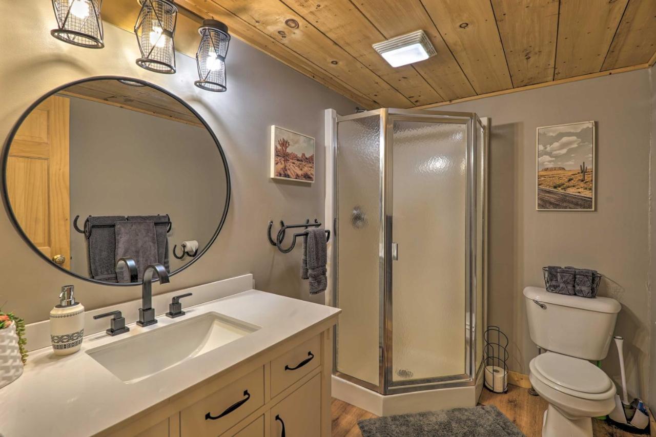 Cozy Retreat With Porch And Double Jj Resort Access! Rothbury Exterior foto